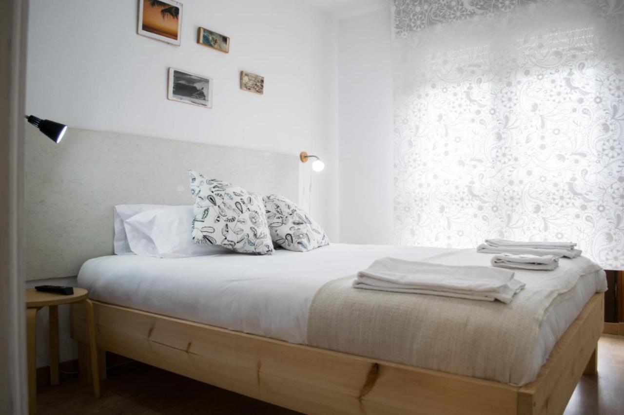 Latas Surf Lodge Loredo Luaran gambar